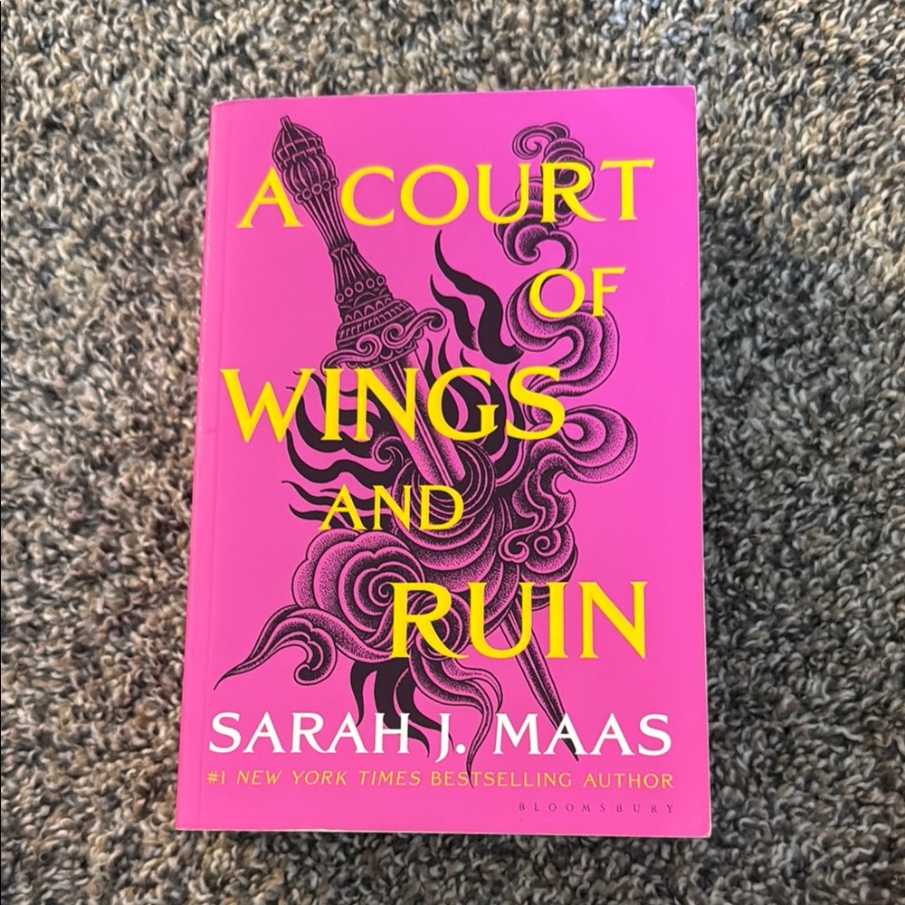 A Court of Wings and Ruin Book